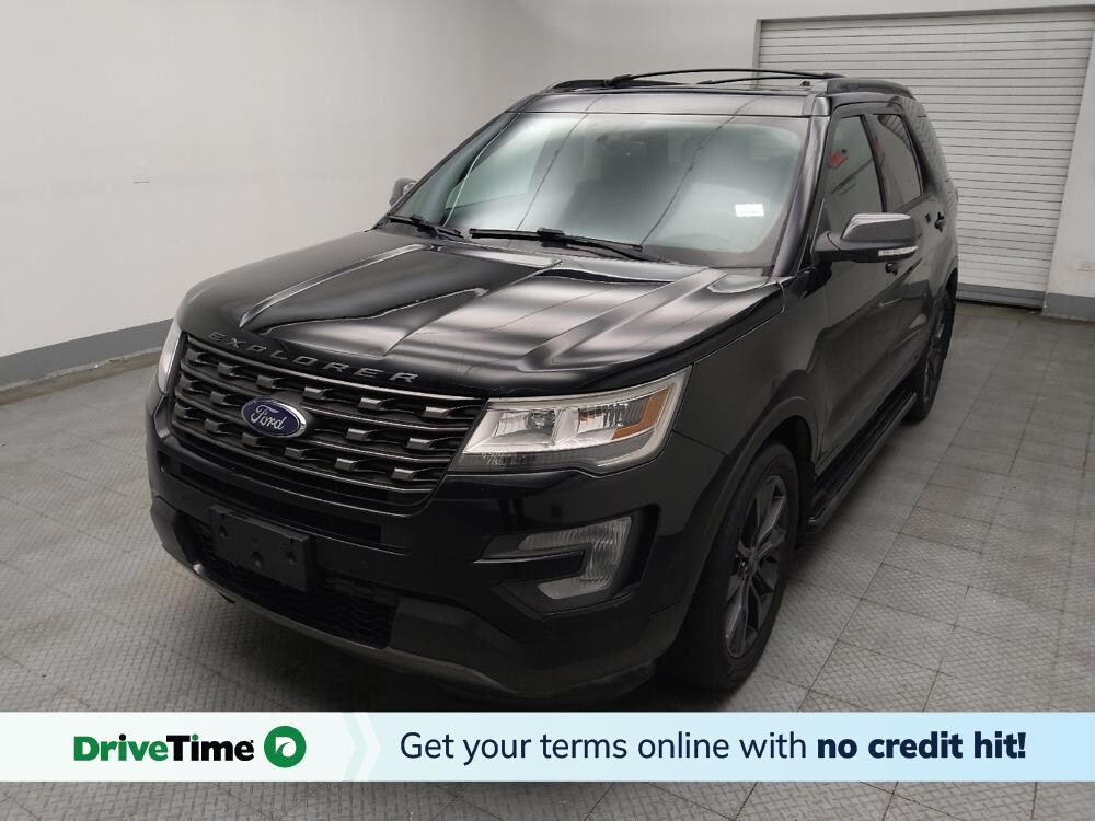 2017 Ford Explorer in Des Moines, IA 50310 - 18142733