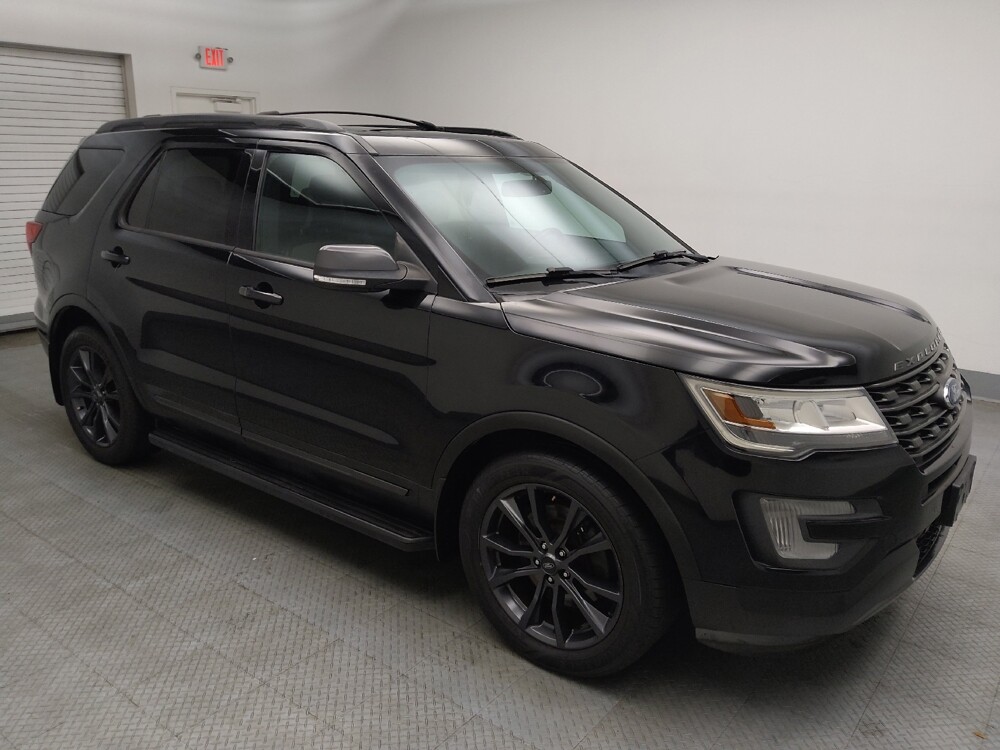 2017 Ford Explorer in Des Moines, IA 50310 - 18142733 11