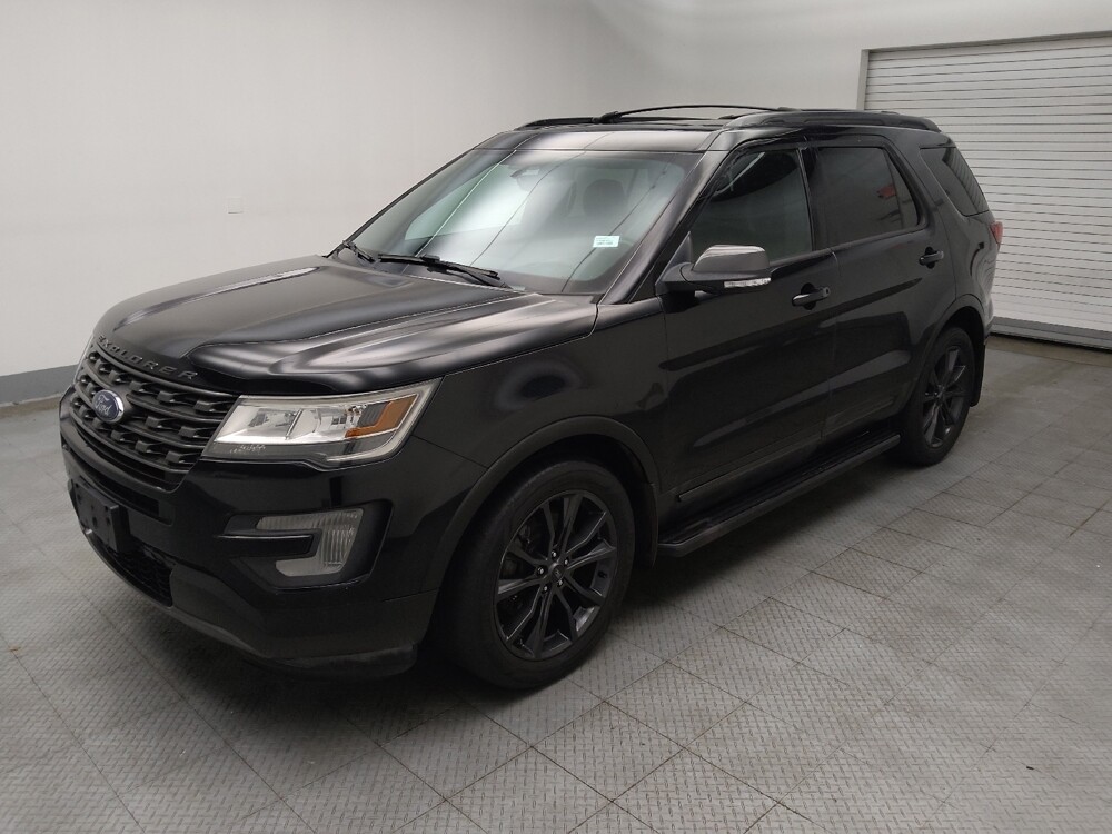 2017 Ford Explorer in Des Moines, IA 50310 - 18142733 2