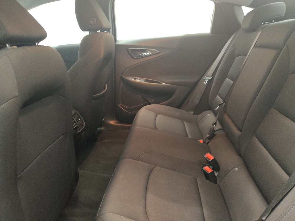 2023 Chevrolet Malibu in Des Moines, IA 50310 - 18142734 18