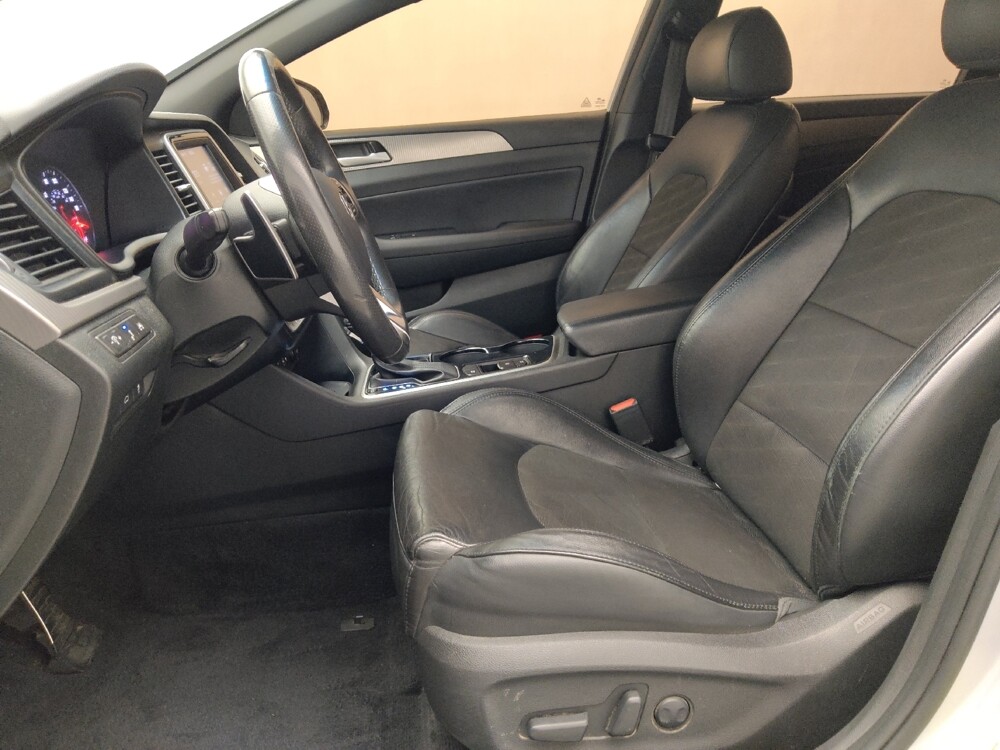 2019 Hyundai Sonata in Ocala, FL 34471 - 18142737 17