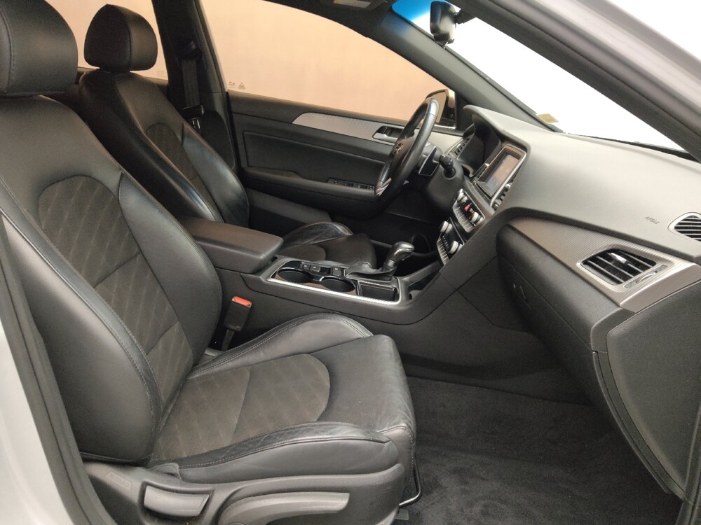 2019 Hyundai Sonata in Ocala, FL 34471 - 18142737 21