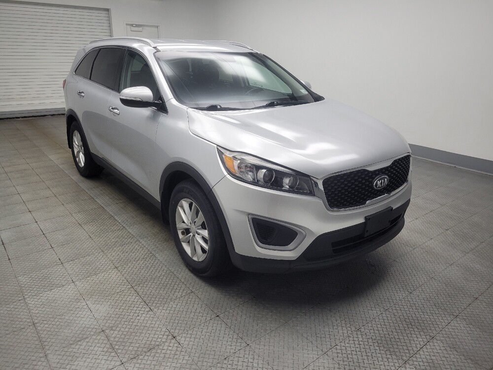 2018 Kia Sorento in Highland, IN 46322 - 18142742 11