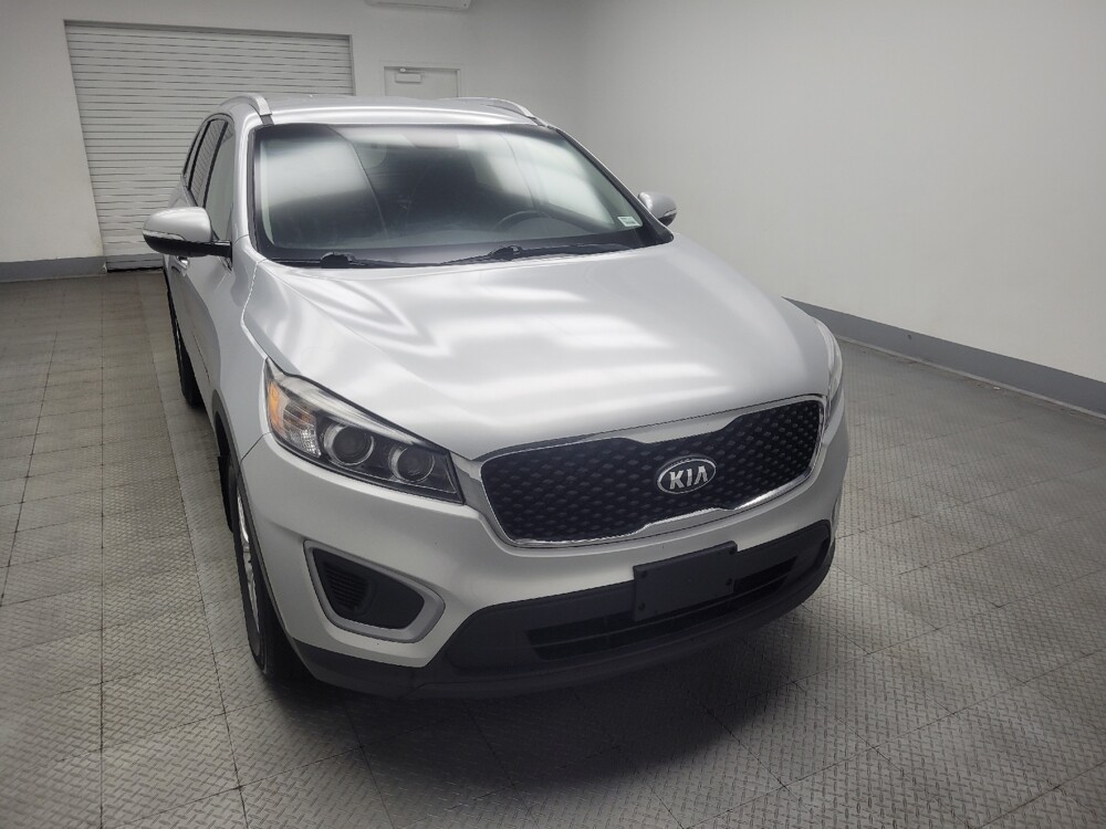 2018 Kia Sorento in Highland, IN 46322 - 18142742 13