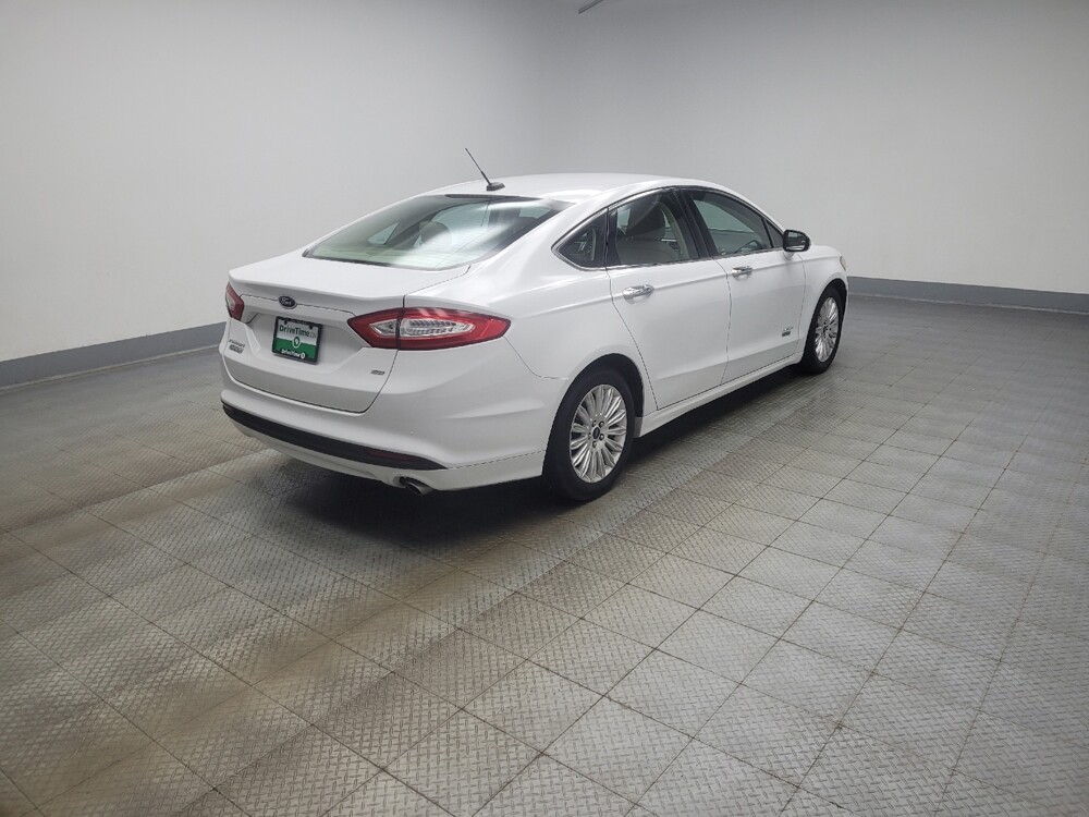 2016 Ford Fusion in Highland, IN 46322 - 18142744 10