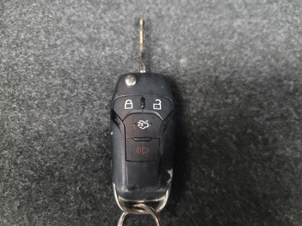 2016 Ford Fusion in Highland, IN 46322 - 18142744 32