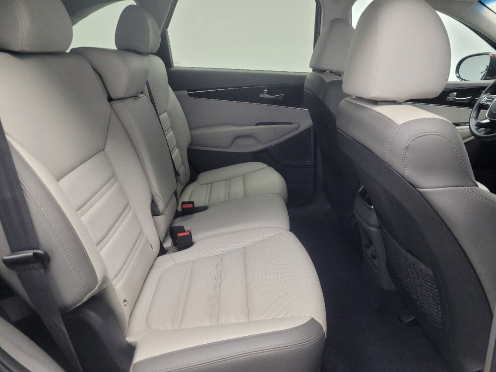 2020 Kia Sorento in Highland, IN 46322 - 18142745 19