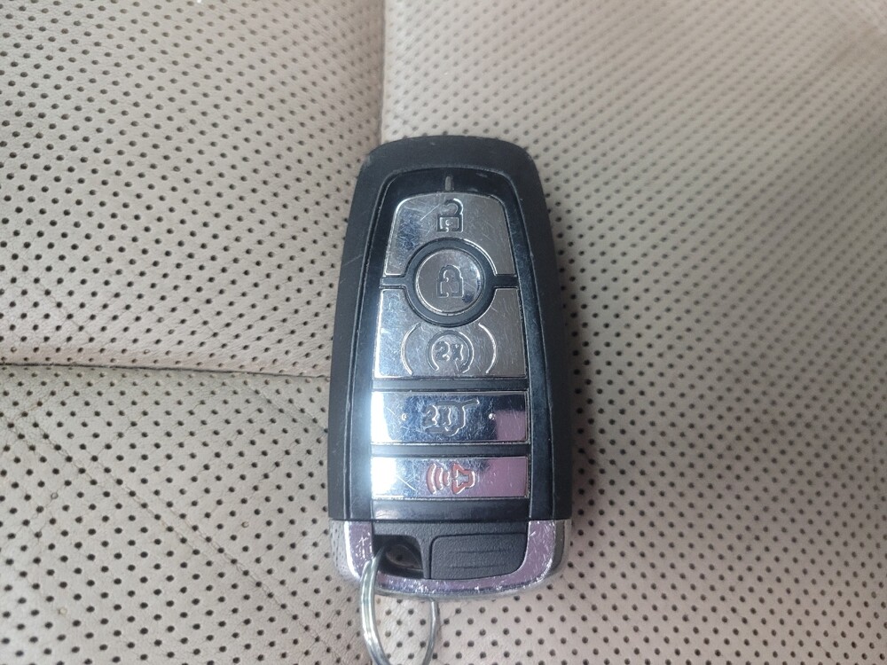 2020 Lincoln Aviator in Highland, IN 46322 - 18142746 32