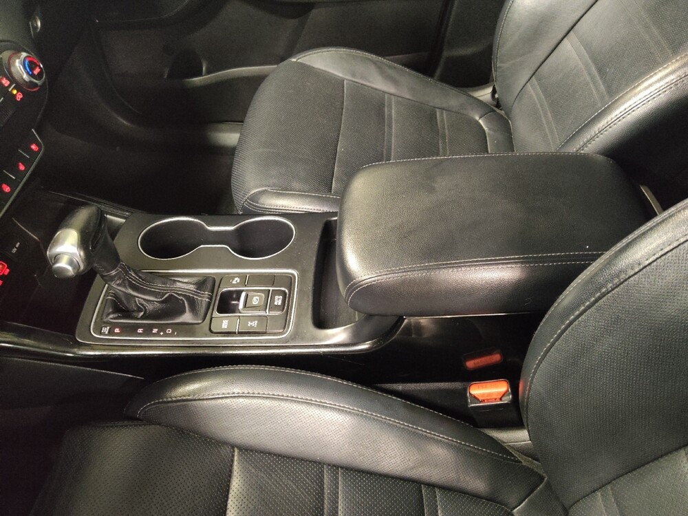 2017 Kia Sorento in Tampa, FL 33612 - 18142772 26