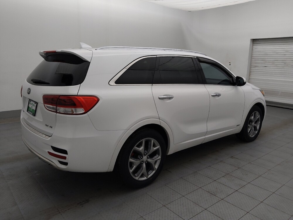 2017 Kia Sorento in Tampa, FL 33612 - 18142772 10