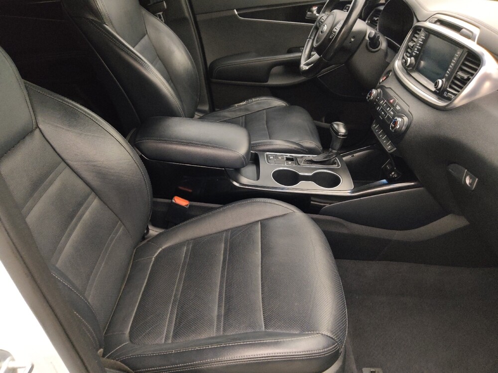 2017 Kia Sorento in Tampa, FL 33612 - 18142772 21