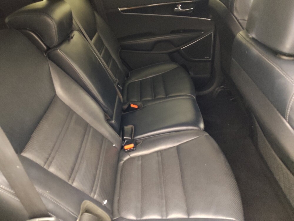2017 Kia Sorento in Tampa, FL 33612 - 18142772 19