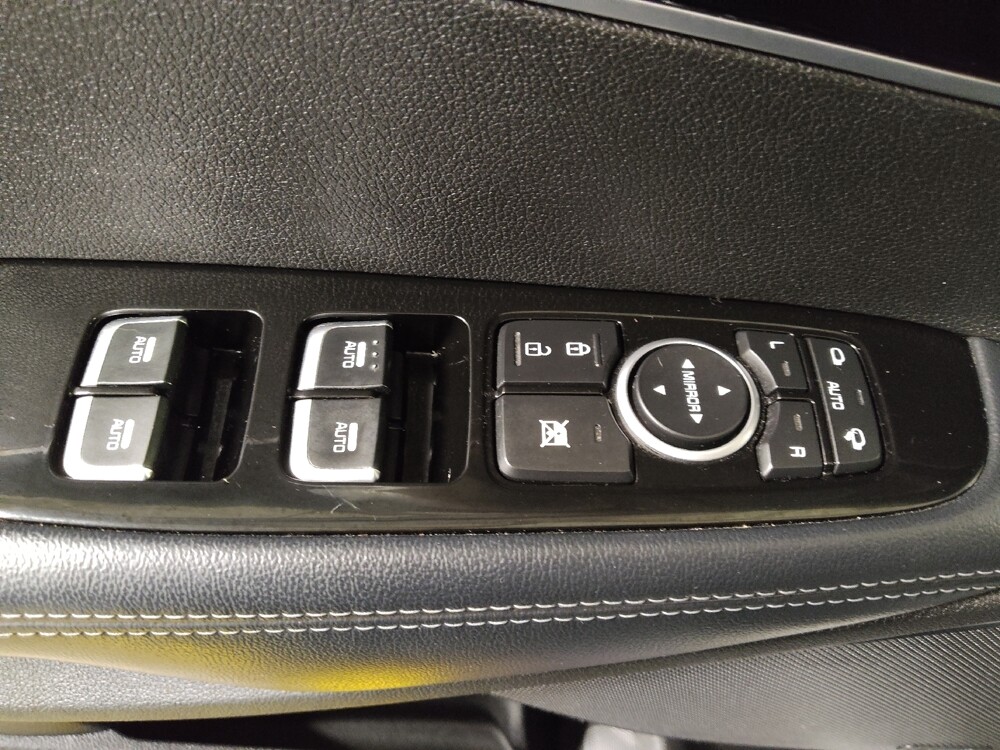 2017 Kia Sorento in Tampa, FL 33612 - 18142772 27