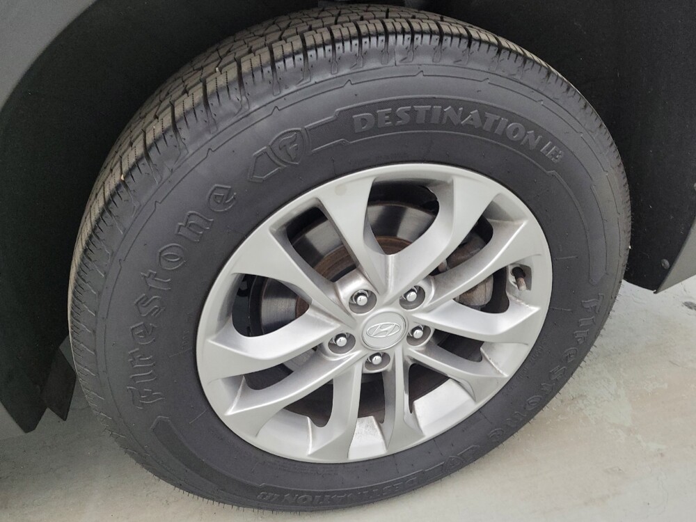 2020 Hyundai Santa Fe in Louisville, KY 40258 - 18142774 31