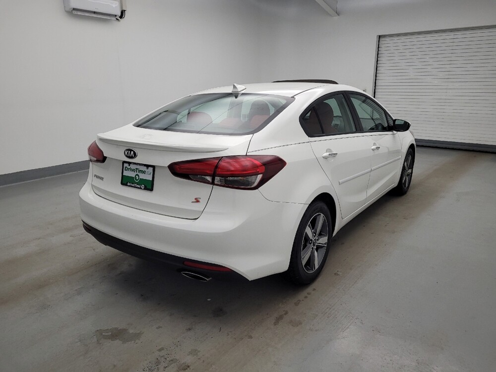 2018 Kia Forte in Louisville, KY 40258 - 18142776 9