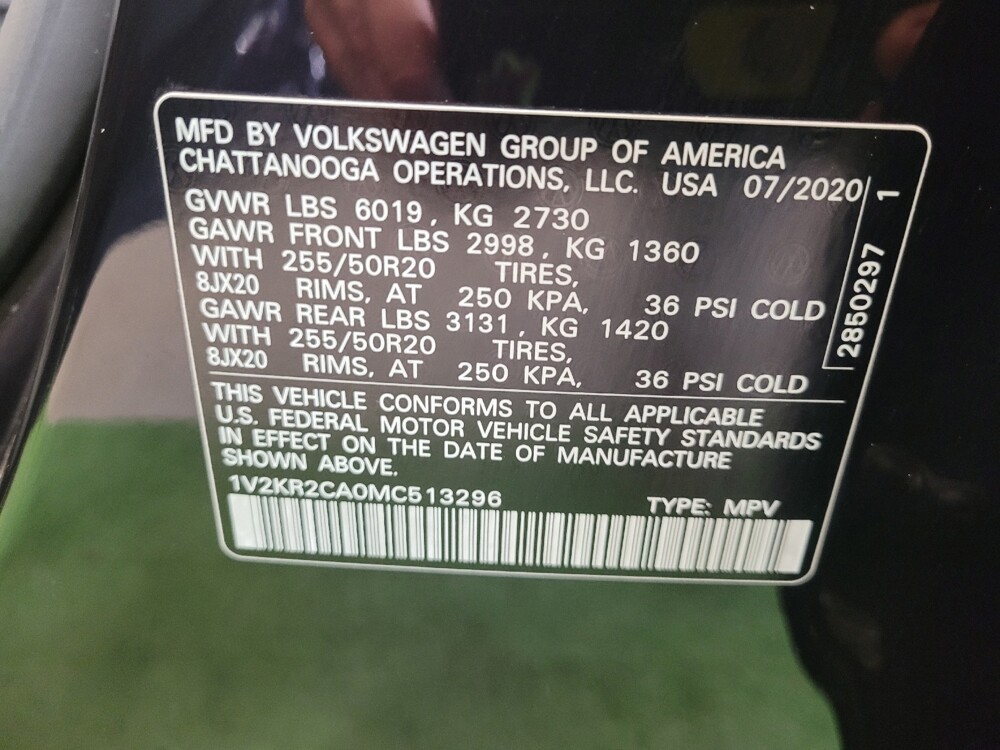 2021 Volkswagen Atlas in Louisville, KY 40258 - 18142777 33
