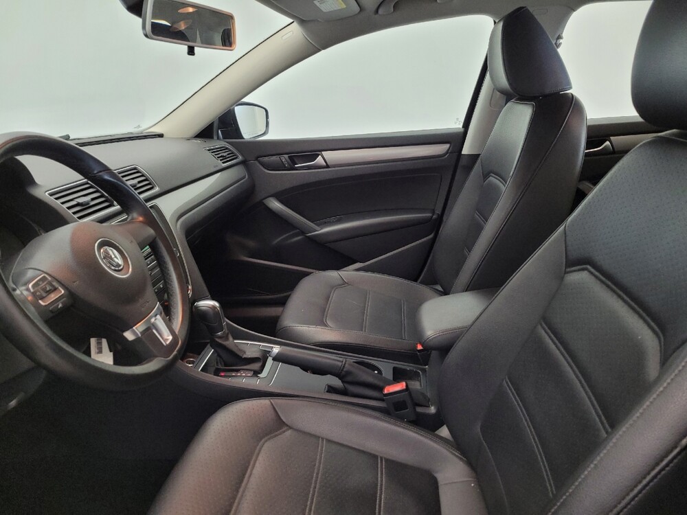 2014 Volkswagen Passat in Columbus, OH 43228 - 18142778 17