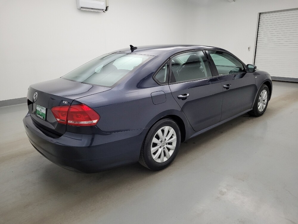 2014 Volkswagen Passat in Columbus, OH 43228 - 18142778 10