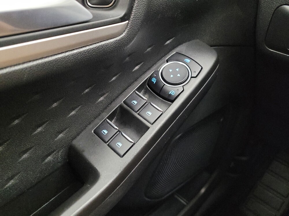 2020 Ford Escape in Louisville, KY 40258 - 18142781 27