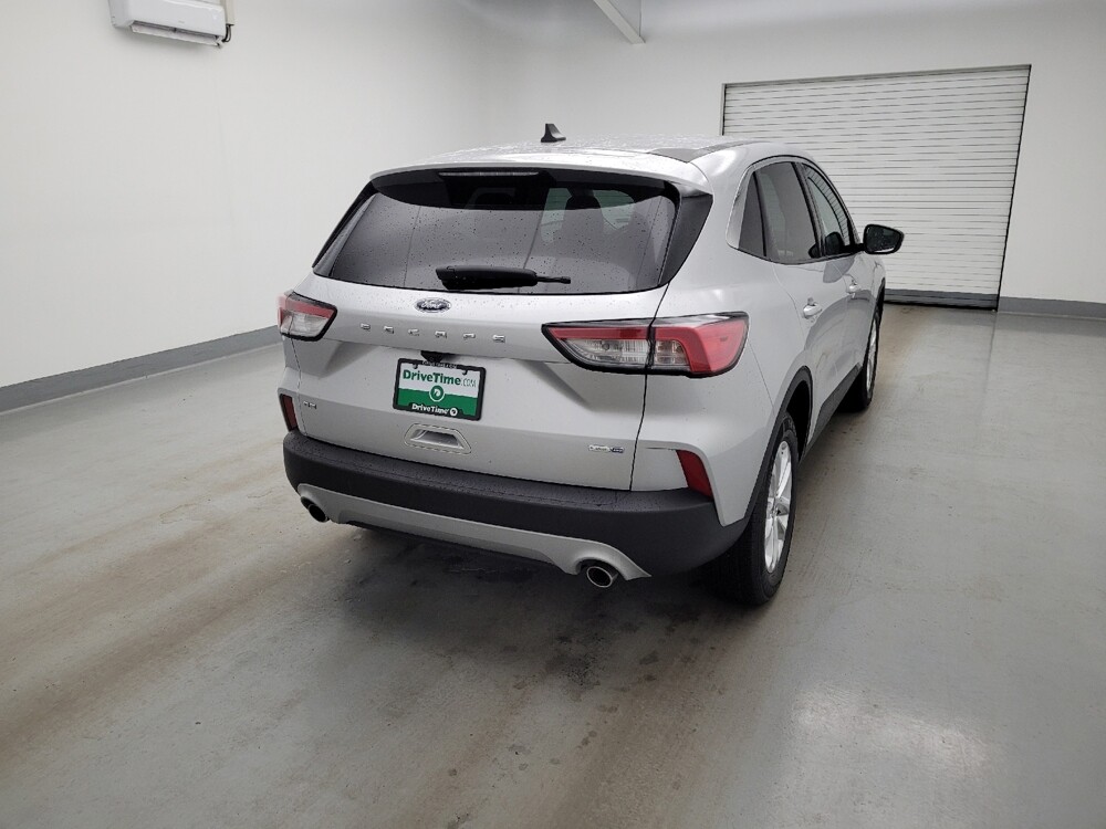 2020 Ford Escape in Louisville, KY 40258 - 18142781 7
