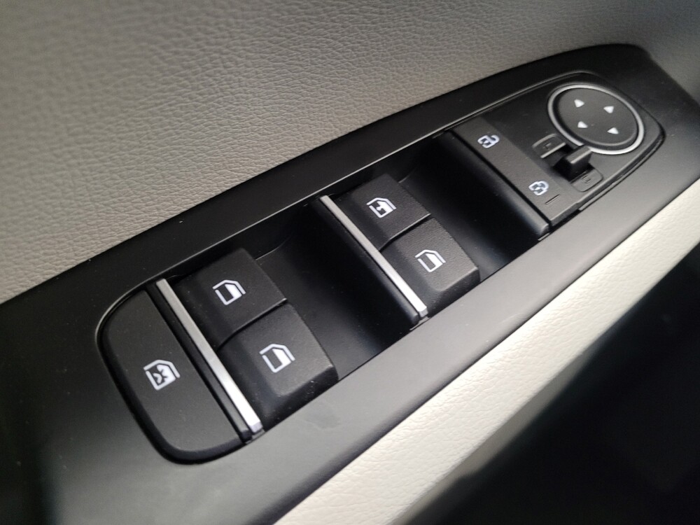 2025 Kia Soul in Toledo, OH 43617 - 18142786 27