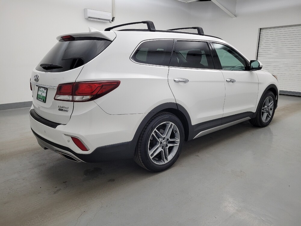 2018 Hyundai Santa Fe in Toledo, OH 43617 - 18142787 10