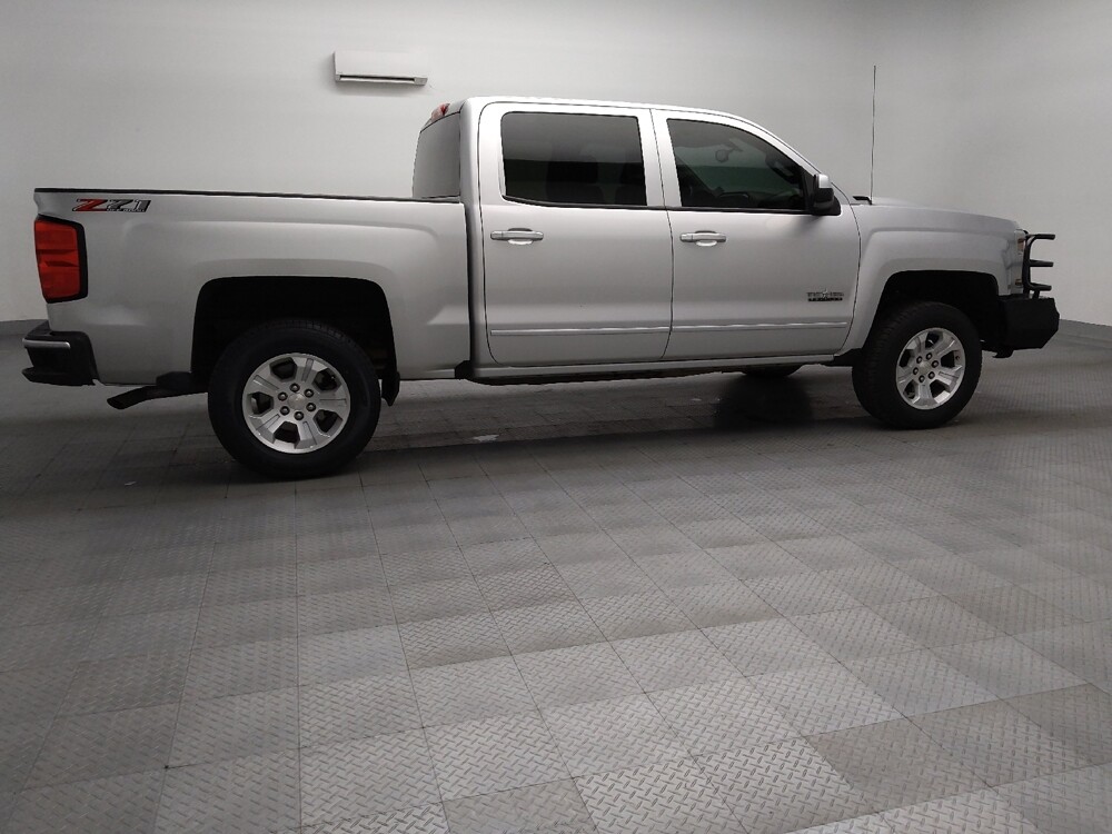2018 Chevrolet Silverado 1500 in Tulsa, OK 74145 - 18142793 10