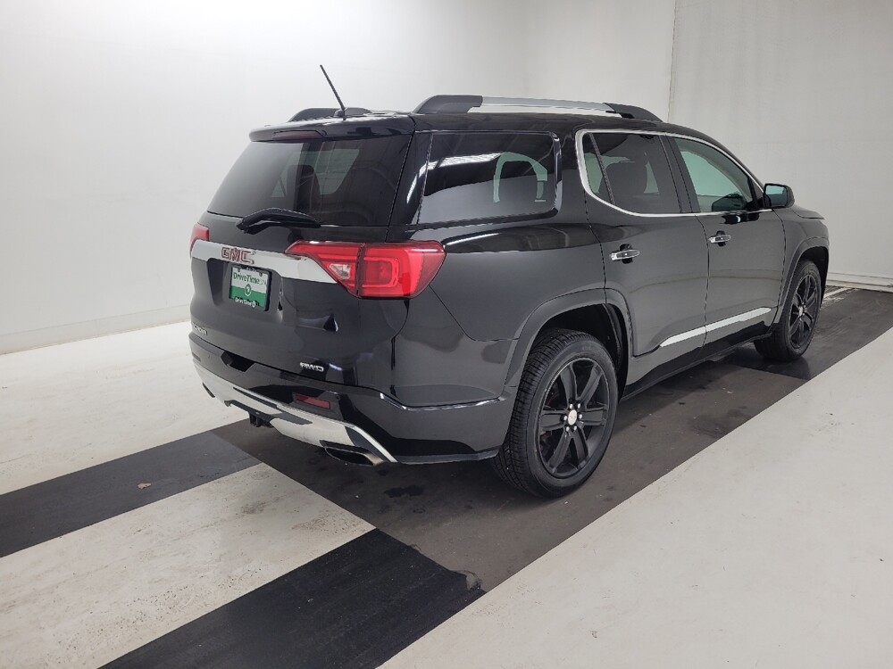 2018 GMC Acadia in St. Louis, MO 63125 - 18142795 9