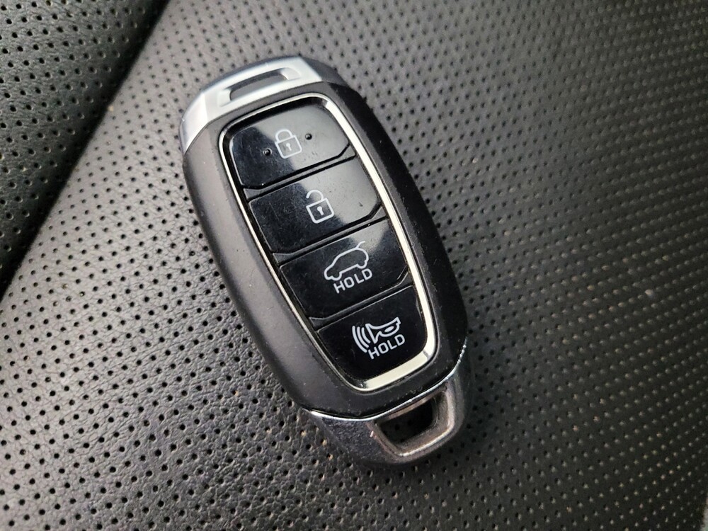 2020 Hyundai Elantra in Glendale, AZ 85301 - 18142798 32