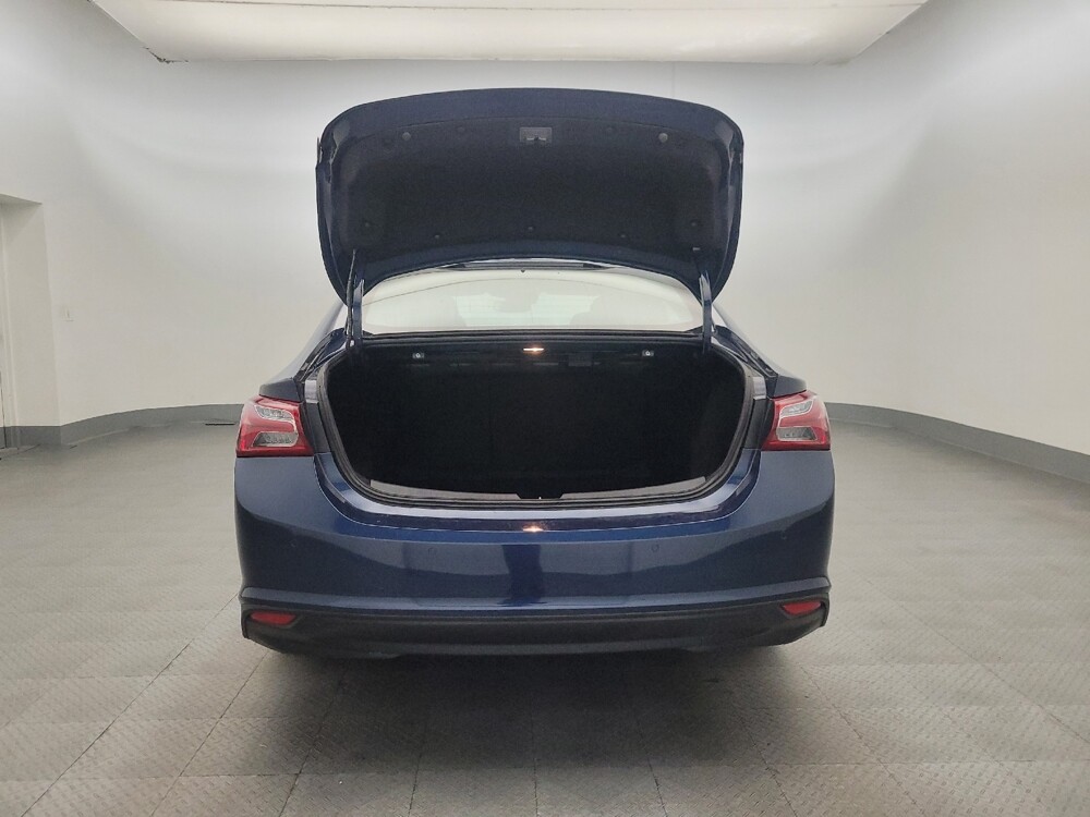 2022 Chevrolet Malibu in Glendale, AZ 85301 - 18142801 29