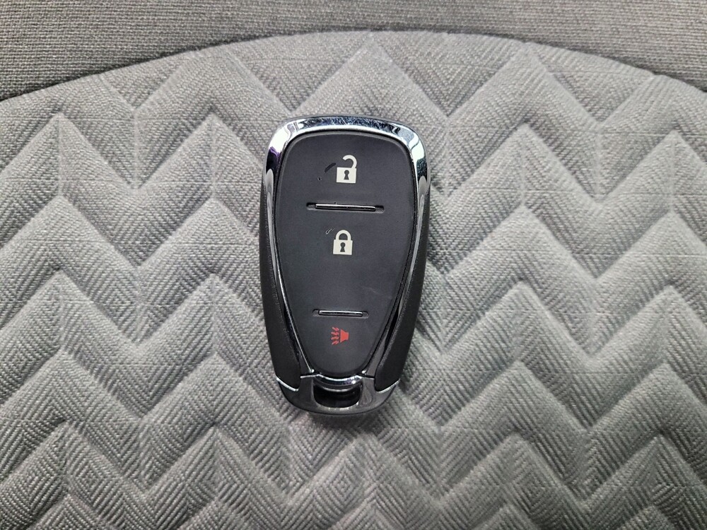 2022 Chevrolet Equinox in Las Vegas, NV 89104 - 18142803 32