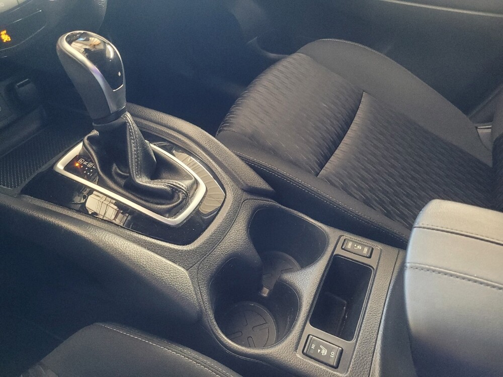 2019 Nissan Rogue in Union City, GA 30291 - 18142805 26