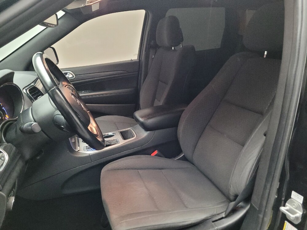 2019 Jeep Grand Cherokee in Riverside, CA 92504 - 18142820 17