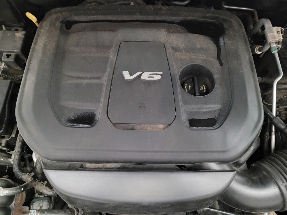 2019 Jeep Grand Cherokee in Riverside, CA 92504 - 18142820 30
