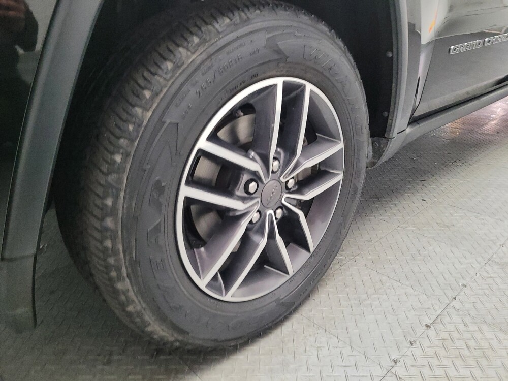 2019 Jeep Grand Cherokee in Riverside, CA 92504 - 18142820 31
