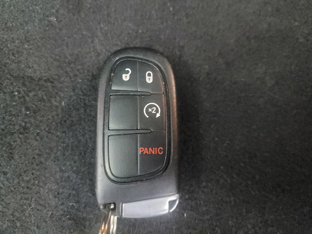 2019 Jeep Cherokee in Highland, IN 46322 - 18142835 33