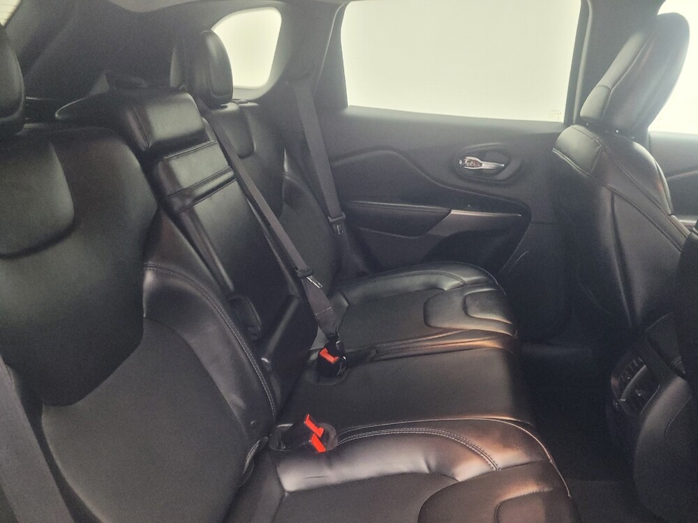 2019 Jeep Cherokee in Highland, IN 46322 - 18142835 21