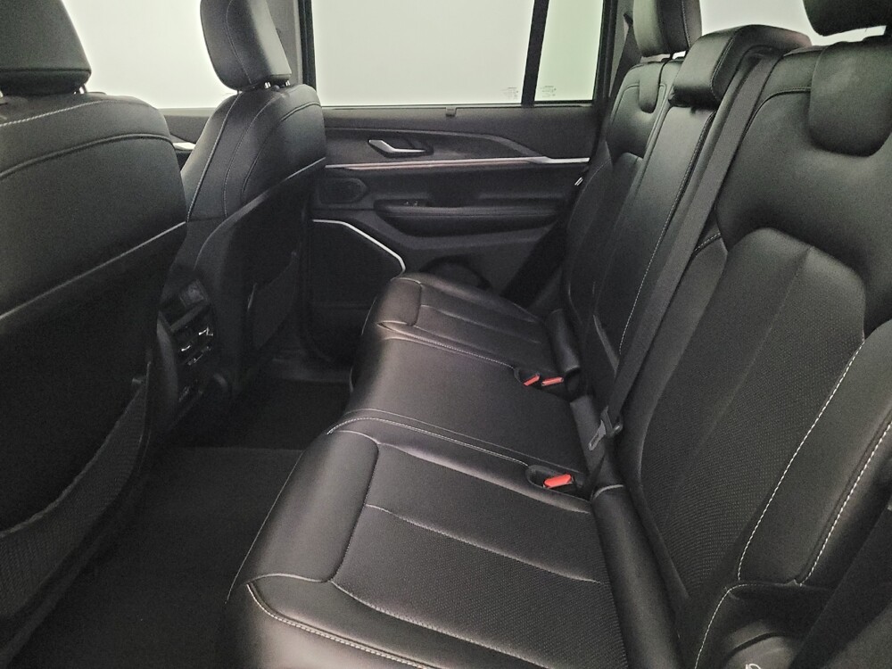 2023 Jeep Grand Cherokee in Allentown, PA 18103 - 18142840 18