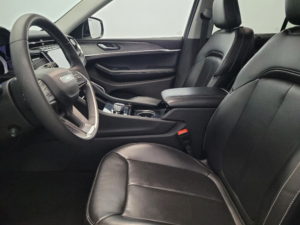 2023 Jeep Grand Cherokee in Allentown, PA 18103 - 18142840 17