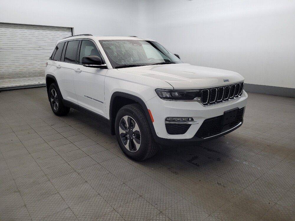 2023 Jeep Grand Cherokee in Allentown, PA 18103 - 18142840 13