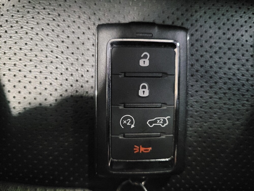 2023 Jeep Grand Cherokee in Allentown, PA 18103 - 18142840 32