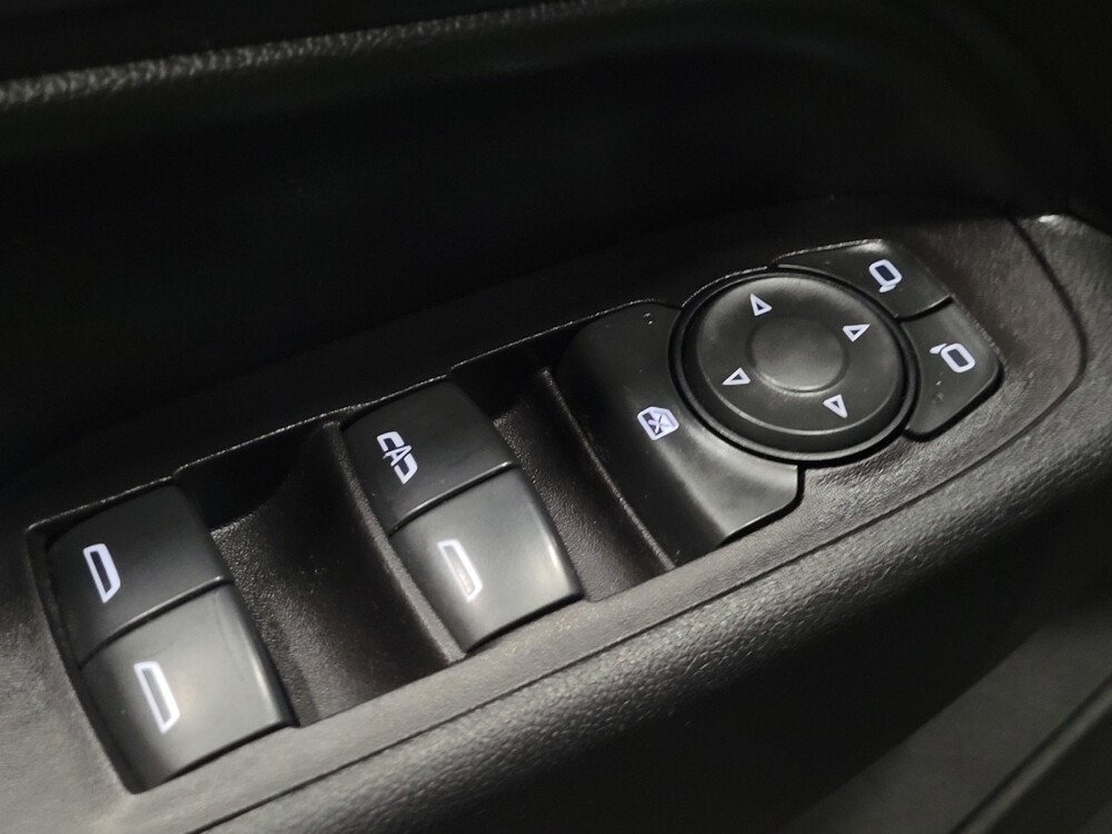 2020 Chevrolet Equinox in Allentown, PA 18103 - 18142841 27