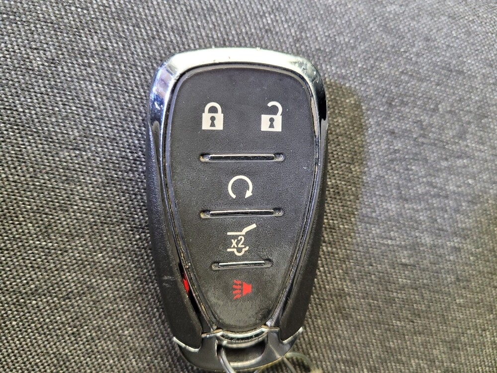 2023 Chevrolet Equinox in Columbus, OH 43228 - 18142842 32
