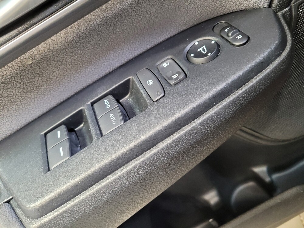 2019 Honda CR-V in Fresno, CA 93726 - 18142845 27