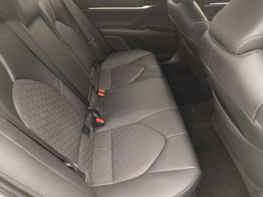 2019 Toyota Camry in Metairie, LA 70006 - 18142847 19