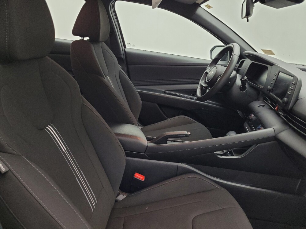 2025 Hyundai Elantra in Columbia, SC 29210 - 18142853 21