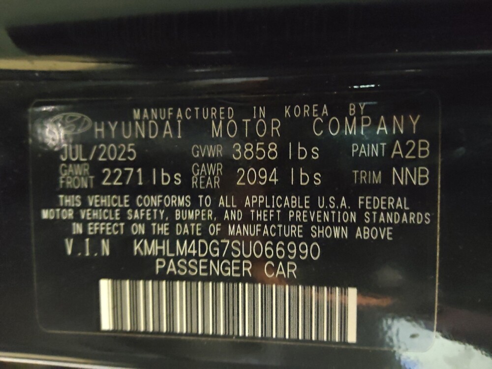 2025 Hyundai Elantra in Columbia, SC 29210 - 18142853 33