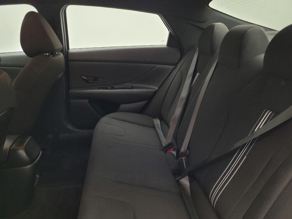 2025 Hyundai Elantra in Columbia, SC 29210 - 18142853 18