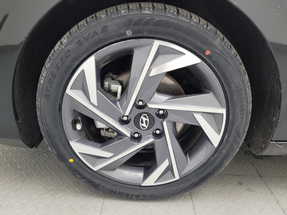 2025 Hyundai Elantra in Columbia, SC 29210 - 18142853 31