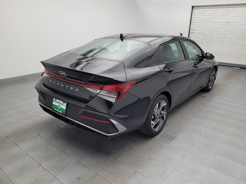 2025 Hyundai Elantra in Columbia, SC 29210 - 18142853 9
